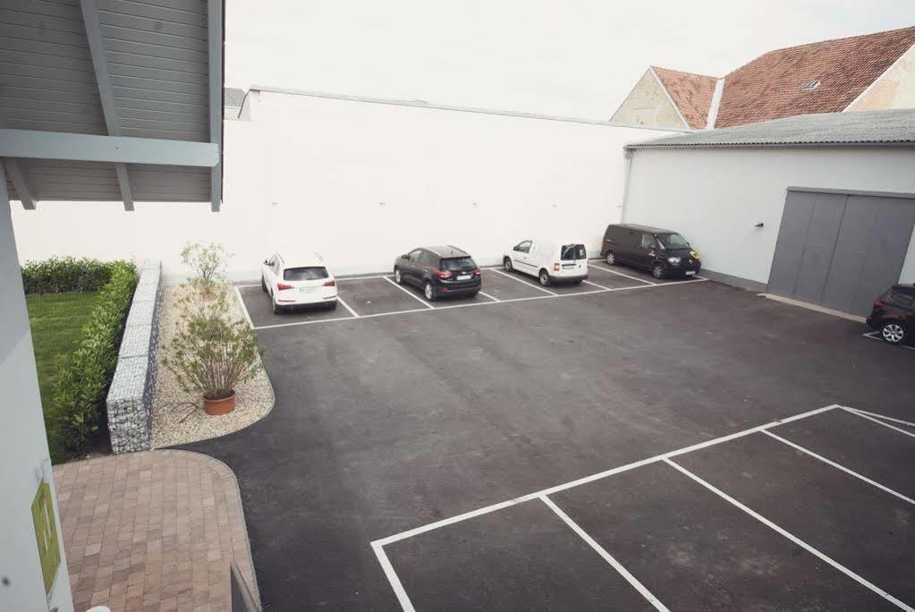 Motel22 Parkplatz Inklusive Wenen Buitenkant foto